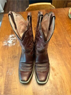 Ariat Brown Embroidered Women’s Western Boots